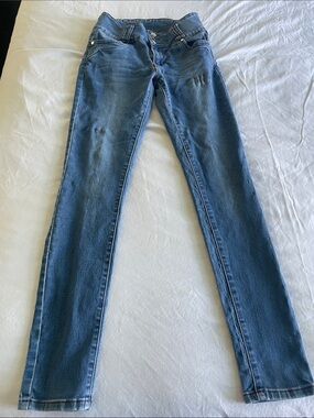 Women's Skinny Jeans in Washed Blue - Slim Fit